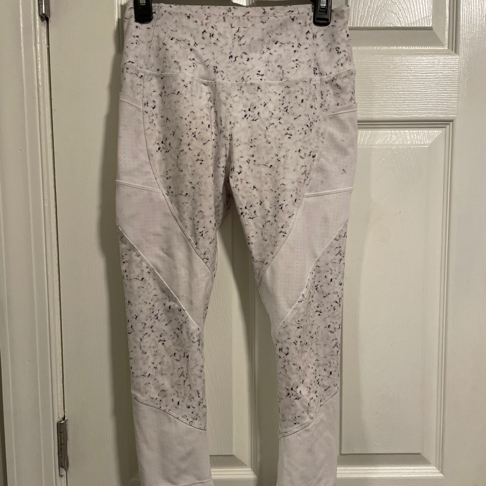 White workout leggings